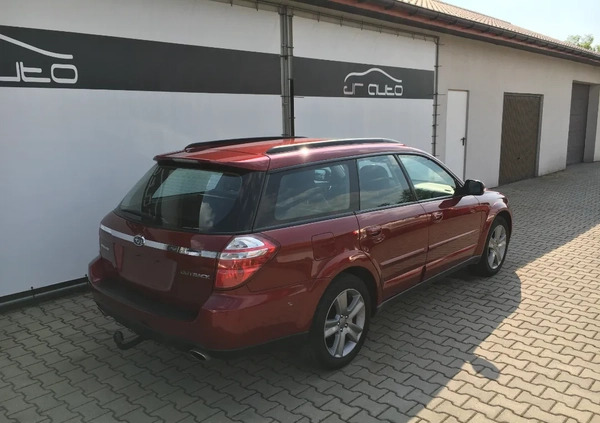 Subaru Outback cena 28900 przebieg: 270000, rok produkcji 2008 z Jastarnia małe 211